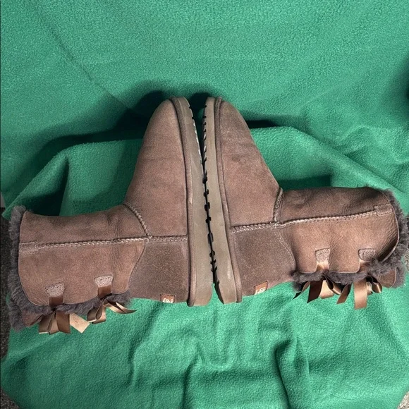 UGG Women's Chocolate Brown Shearling Boots - Picture 11 of 12